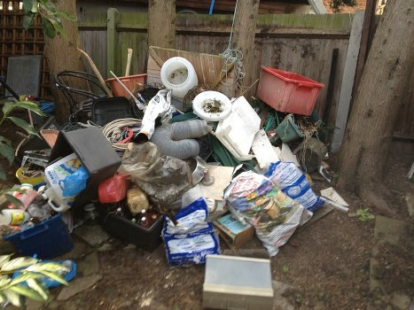 Satisfied customers after a successful house clearance